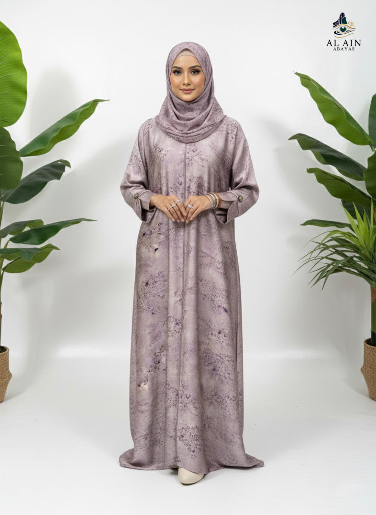 The Metallic Foil Dubai Abaya