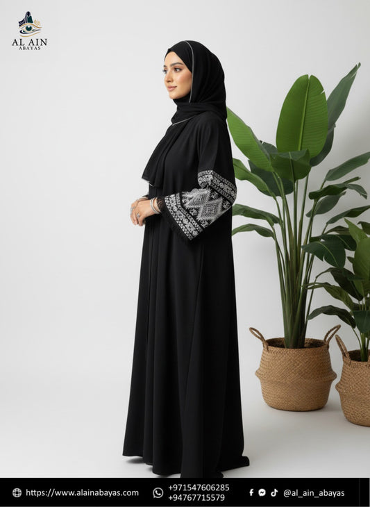 Al Ain Black Modern Heritage